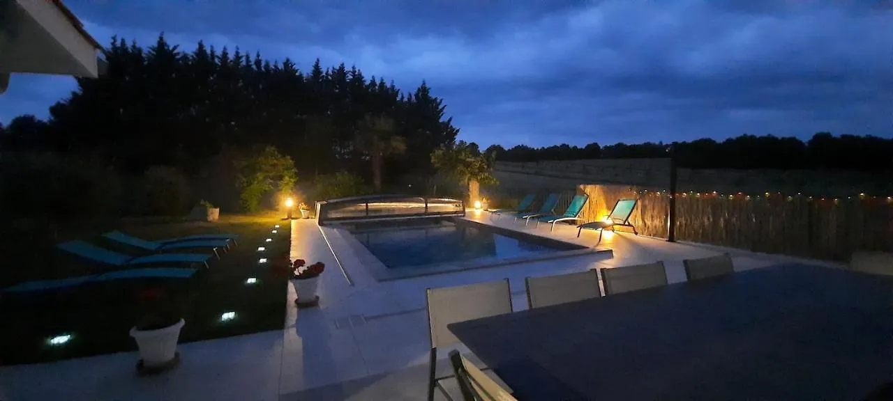 Holiday home La Maison Bleue Aux Bambous Saint-Amans-du-Pech
